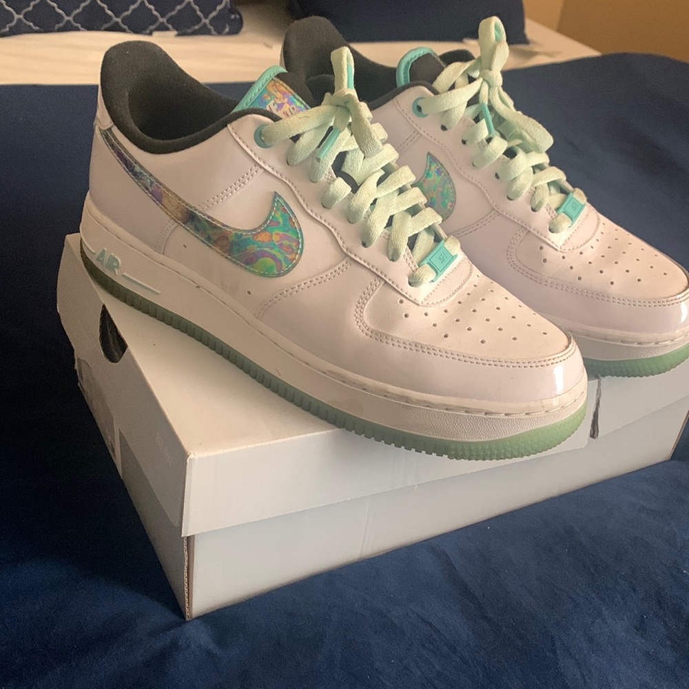 Nike Air Force tropical twist